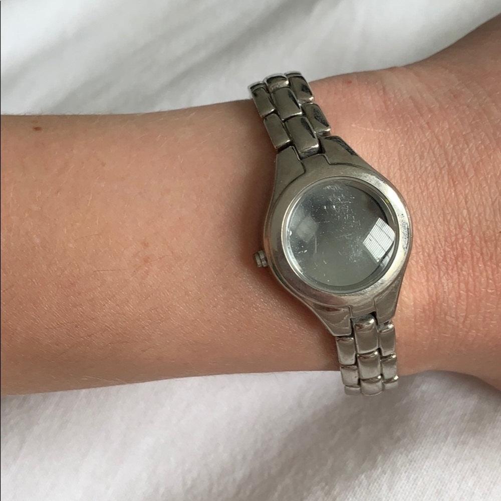 Dainty silvery digital watch
